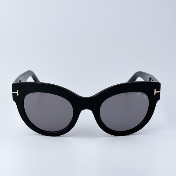 Tom Ford Women BRAND NEW Sunglasses LUCILLA Black Smoke Mirror Cat Eye FT1063/S - Picture 6 of 12
